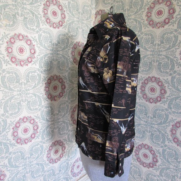 VINTAGE 1970s Black Polyester Volcano Button Down Shirt - Picture 4 of 7